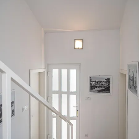 Lea - Three Bedroom With Terrace And Sea View