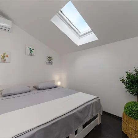 Lea - Three Bedroom With Terrace And Sea View Дом отдыха *